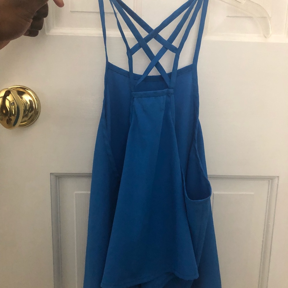 hollister tanks - two - Picture 3 of 7